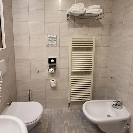 Ξενοδοχείο Batzenhaeusl Tirol 4*
