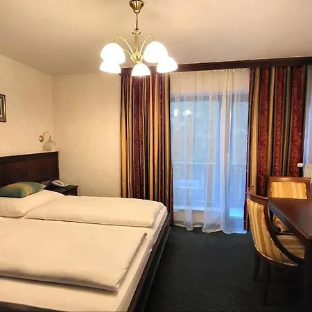 Hotel Hotel-restaurant Batzenhaeusl Innsbruck