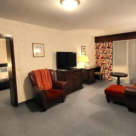 Hotel-restaurant Batzenhaeusl 4* Innsbruck