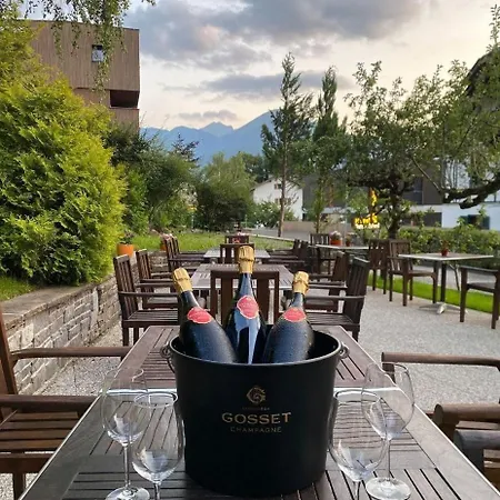 & Restaurant Batzenhaeusl 4*