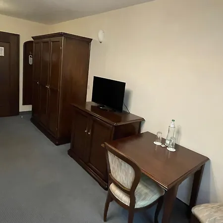 & Restaurant Batzenhaeusl İnnsbruck