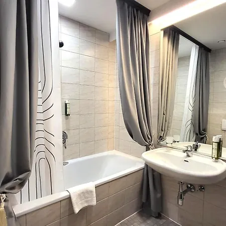 Otel Batzenhaeusl Tirol İnnsbruck