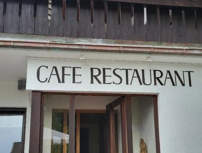 & Restaurant Batzenhaeusl Otel İnnsbruck