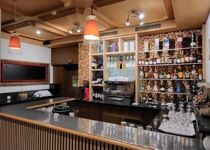 & Restaurant Batzenhaeusl Hotel Innsbruck