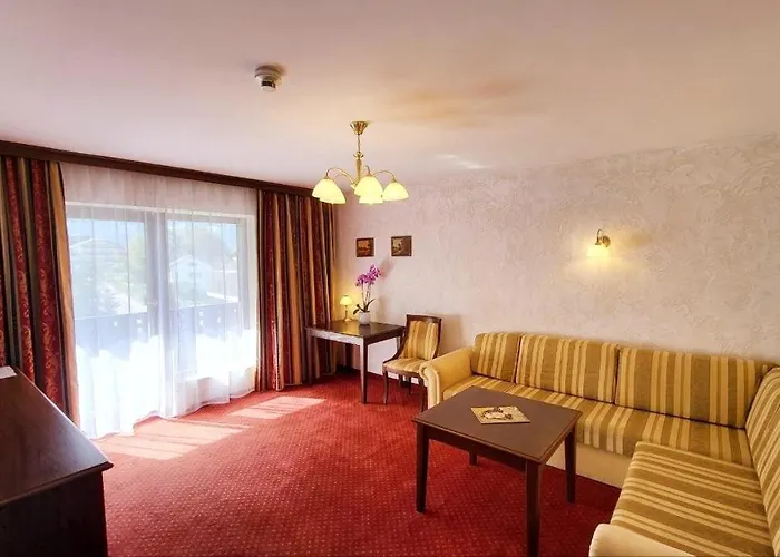 & Restaurant Batzenhaeusl Innsbruck