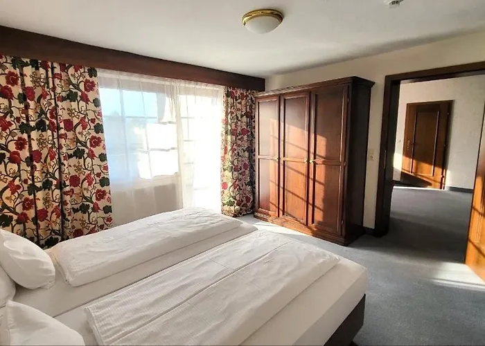 & Restaurant Batzenhaeusl Innsbruck