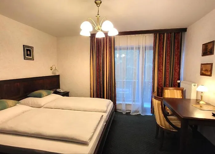 Hotel & Restaurant Batzenhaeusl Innsbruck