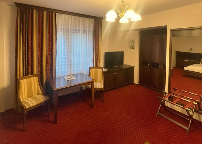 Hotel & Restaurant Batzenhaeusl 4*