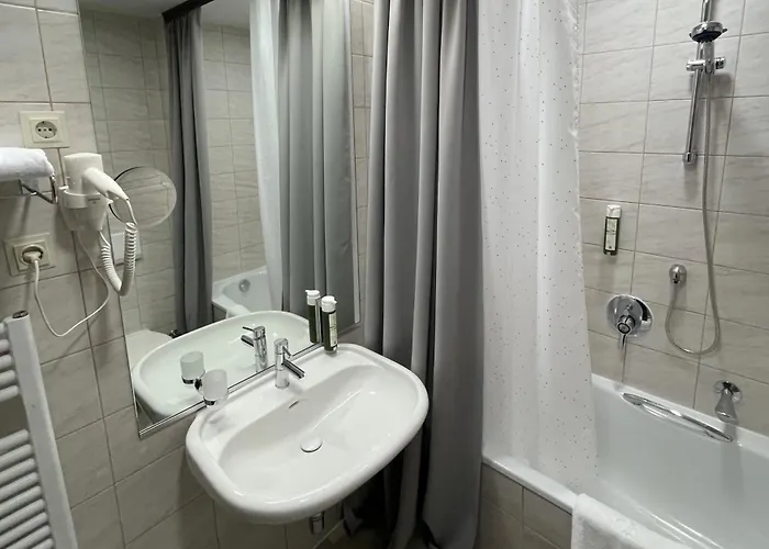 & Restaurant Batzenhaeusl İnnsbruck