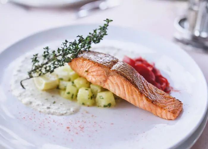 & Restaurant Batzenhaeusl Innsbruck