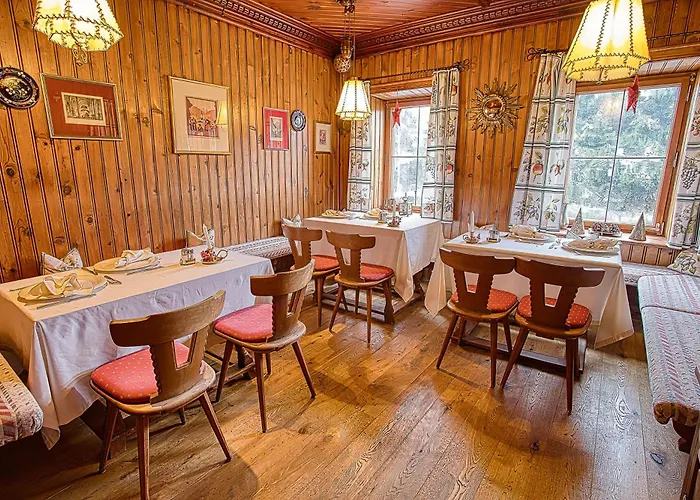 & Restaurant Batzenhaeusl Otel 4*