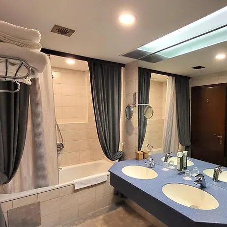 호텔 Hotel-restaurant Batzenhaeusl 4*